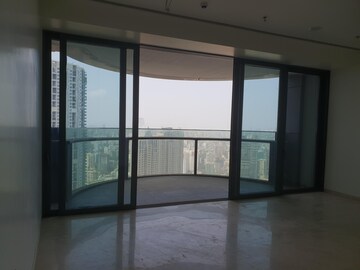 Room in 3 BHK Apartment at Omkar 1973, Worli – for Rent