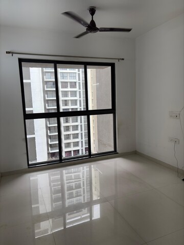 Room in 1 BHK Apartment at Lodha Palava City Lakeshore Greens, Dombivli East – for Rent