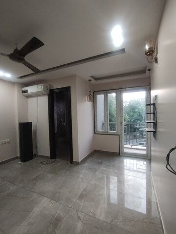 Staircase in 3 BHK Builder Floor at Vipul Square, Sushant Lok I – for Rent