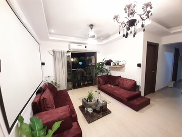 Living Room in 2.5 BHK Apartment at HDIL Metropolis Residences, Andheri West – for Rent