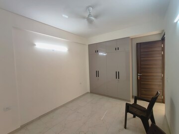 Room in 3 BHK Apartment at Smart World Gems, Sector 89 – for Rent