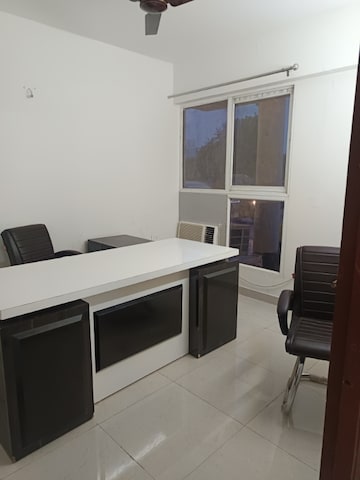 Bedroom in 2 BHK Apartment at Signature Global Proxima, Sector 89 – for Rent