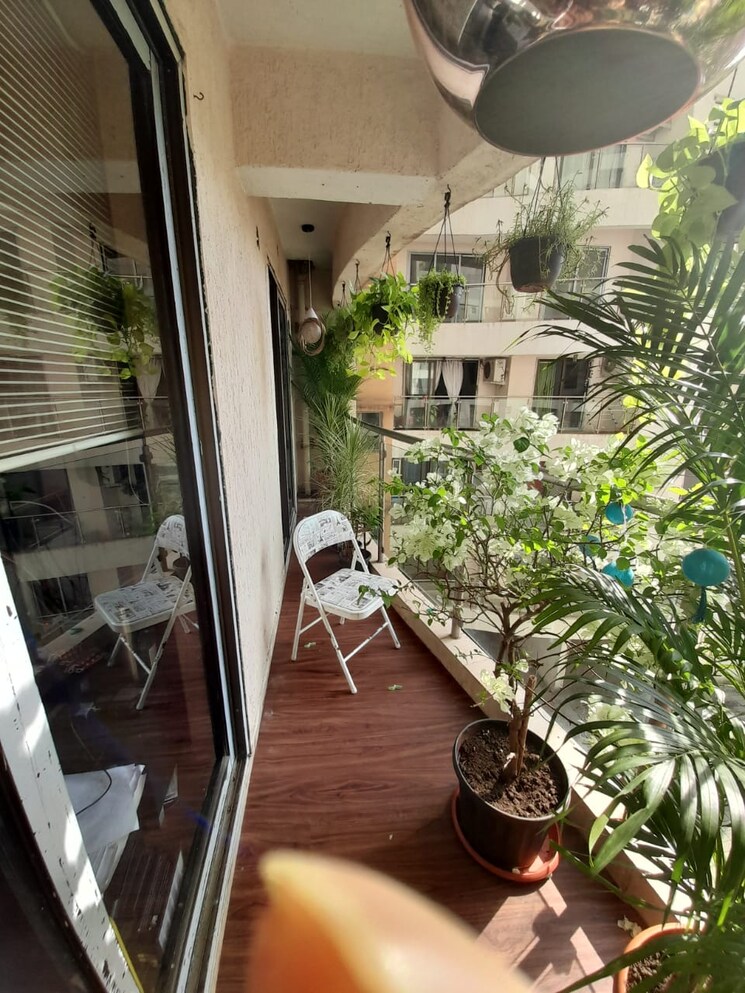 Balcony, hdil-metropolis-residences 2.5 Bedroom 859 Sq.Ft. Apartment In Andheri West Mumbai 8917191