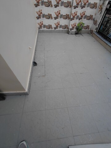 Bathroom in 2 BHK Apartment at Janakpuri – for Rent