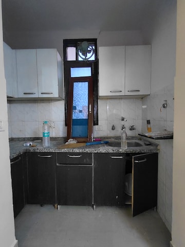 Kitchen in 2 BHK Apartment at Janakpuri – for Rent