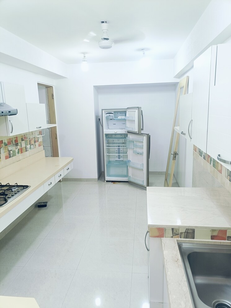 Kitchen, rustomjee-7-jvpd 4 Bedroom 3000 Sq.Ft. Apartment In Juhu Mumbai 8917240