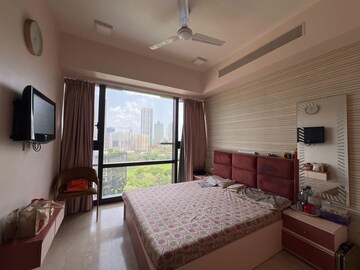 Bedroom in 3 BHK Apartment at Worli – for Rent