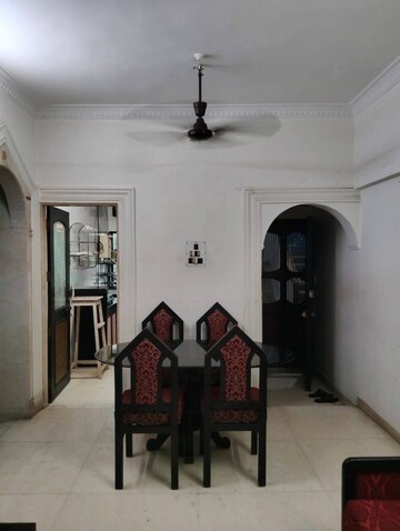 Living Room in 2 BHK Apartment at Ashish CHS Vile Parle West, Vile Parle West – for Rent