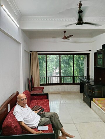 Bedroom in 2 BHK Apartment at Ashish CHS Vile Parle West, Vile Parle West – for Rent