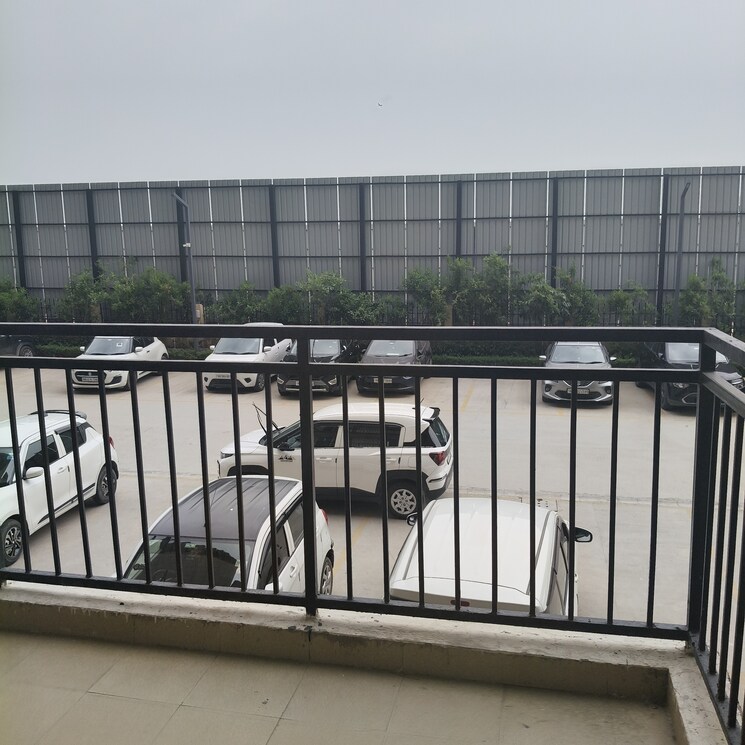 Balcony, rof-aalayas-phase-2 3 Bedroom 645 Sq.Ft. Apartment In Sector 102 Gurgaon 8917238