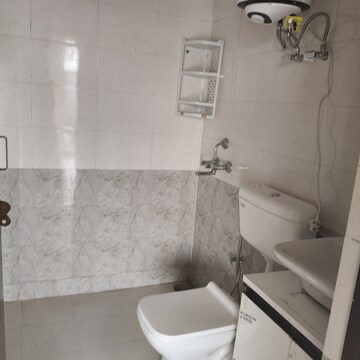 Bathroom in 3 BHK Apartment at ROF Aalayas Phase 2, Sector 102 – for Rent