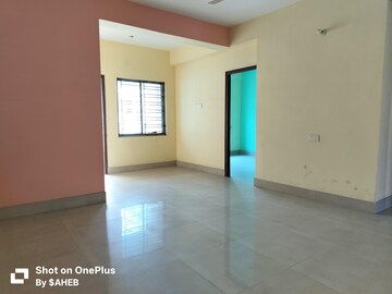 Room in 2 BHK Apartment at Rajarhat Residency, Rajarhat – for Rent