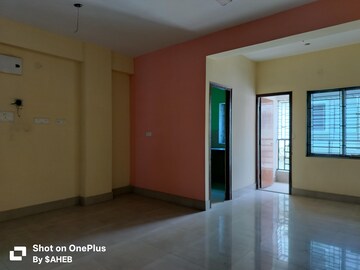 Room in 2 BHK Apartment at Rajarhat Residency, Rajarhat – for Rent