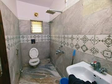 Bathroom in 2.5 BHK Apartment at PS Vaanya, New Town Action Area ii – for Rent