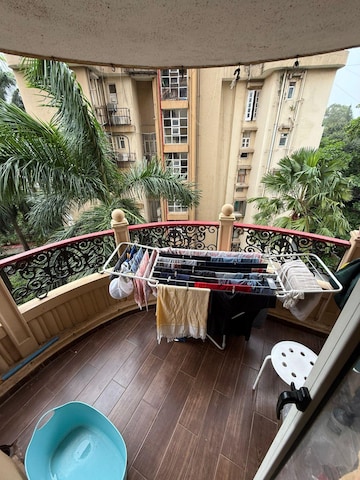 Balcony in 2 BHK Apartment at Capri Heights Apartment, Pali Hill – for Rent