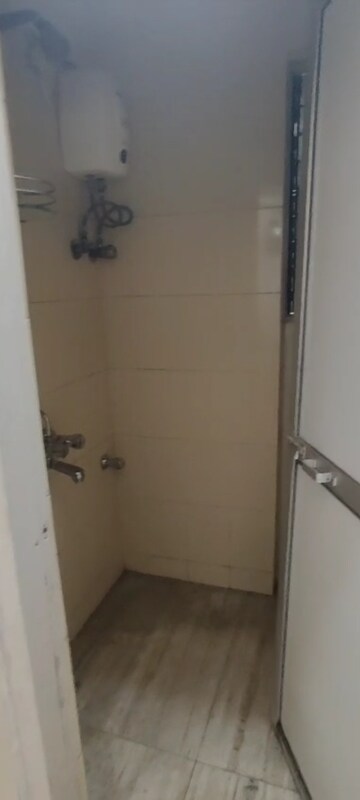 1 BHK Apartment For Sale in Dadar West