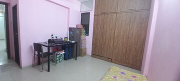 Room in 1 BHK Apartment at Raunak Bliss, Ghodbunder Road – for Rent