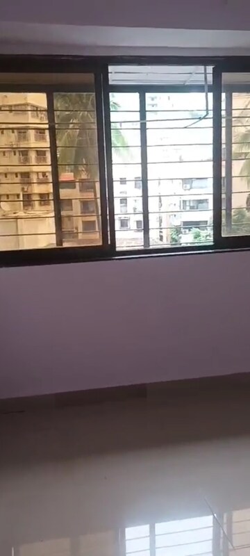Room in 1 BHK Apartment at Dadar West – for Rent