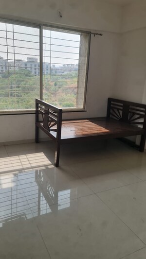 Bedroom in 2 BHK Apartment at Kohinoor Reina, Kondhwa – for Rent