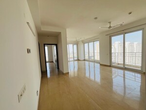 Room in 3.5 BHK Apartment at Puri Emerald Bay, Sector 104 – for Sale