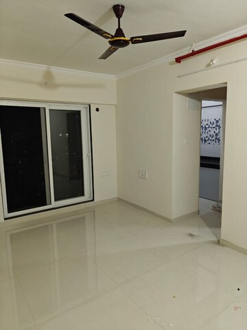 Room in 1 BHK Apartment at Puraniks Tokyo Bay, Kasarvadavali – for Rent