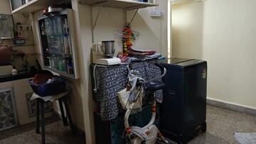 Master Bedroom in 2 BHK Apartment at Goregaon Vivan, Goregaon West – for Rent