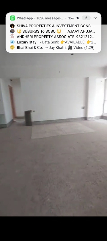 Room in 3 BHK Builder Floor at Samkeet CHS, Vile Parle East – for Sale