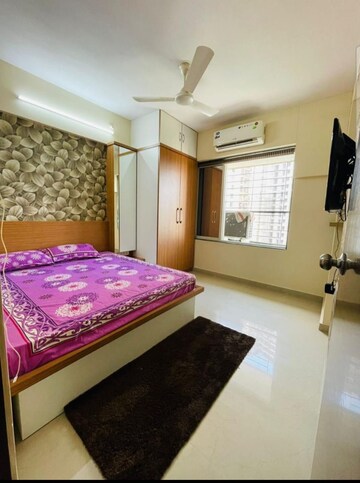 Bedroom in 2 BHK Apartment at Thane West – for Rent
