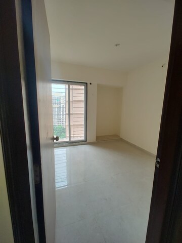 Room in 1 BHK Apartment at Kavya Residency Thane, Ghodbunder Road – for Rent