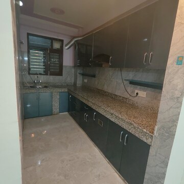Kitchen in 3 BHK Builder Floor at Ardee City, Sector 52 – for Rent