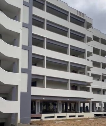 3 BHK Apartment For Sale in Madinaguda