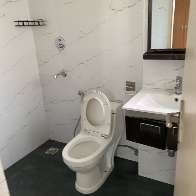 Bathroom, tulip-violet 4 Bedroom 2010 Sq.Ft. Apartment In Palda Dhaani Gurgaon 8917422