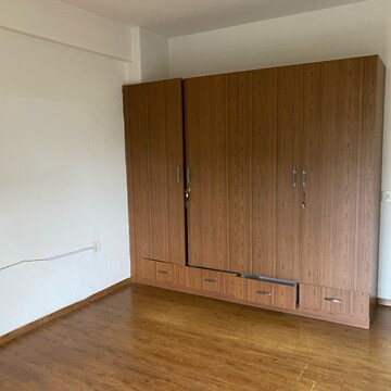 Room in 4 BHK Apartment at Tulip Violet, Palda Dhaani – for Rent