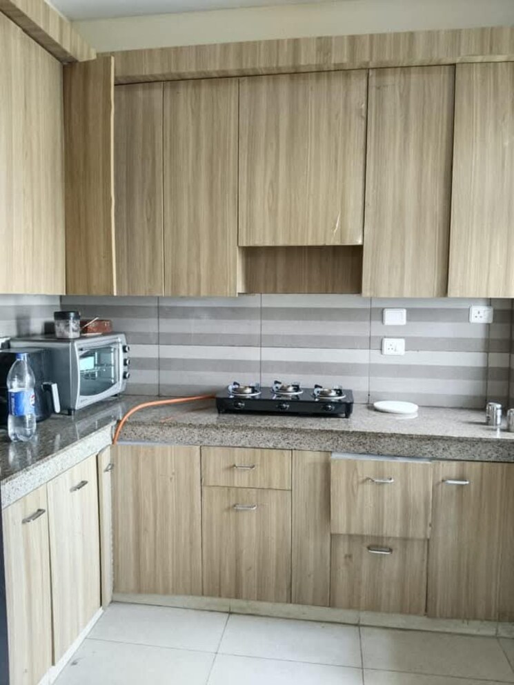 Kitchen, paras-dews 4 Bedroom 2275 Sq.Ft. Apartment In Sector 106 Gurgaon 8917475