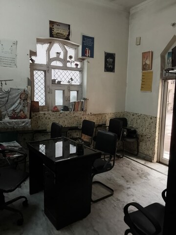 Master Bedroom in 2.5 BHK Builder Floor at Ramesh Nagar – for Sale