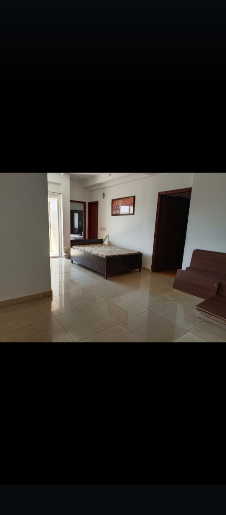 Room, kritak-modern-apartments 2 Bedroom 1000 Sq.Ft. Apartment In Sector 73 Noida 8917506