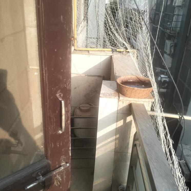 Balcony, ramesh nagar 2.5 Bedroom 900 Sq.Ft. Builder Floor In Ramesh Nagar Delhi 8917510