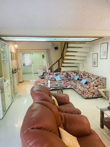 Master Bedroom in 5 BHK Independent House at Jubilee Hills – for Rent