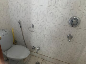 Bathroom in 3 BHK Builder Floor at Sukhdev Vihar – for Rent