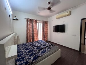 Bedroom in 3.5 BHK Builder Floor at BPTP Amstoria, Sector 102 – for Sale
