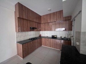 Kitchen in 3.5 BHK Builder Floor at BPTP Amstoria, Sector 102 – for Sale