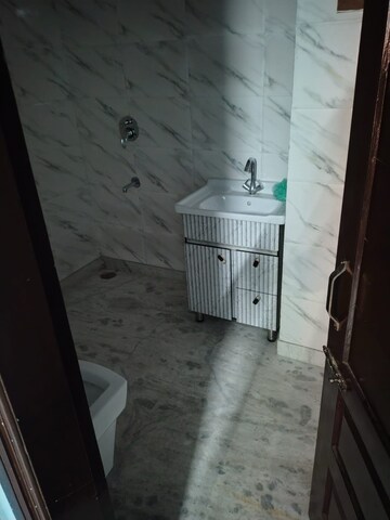 Attached Bathroom in 3 BHK Independent House at Sector 15 – for Rent