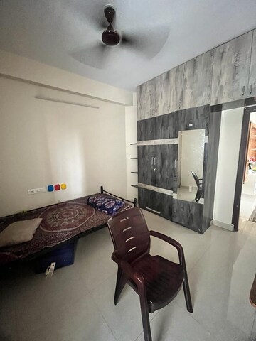 Room in 3 BHK Apartment at Kasavanahalli – for Rent