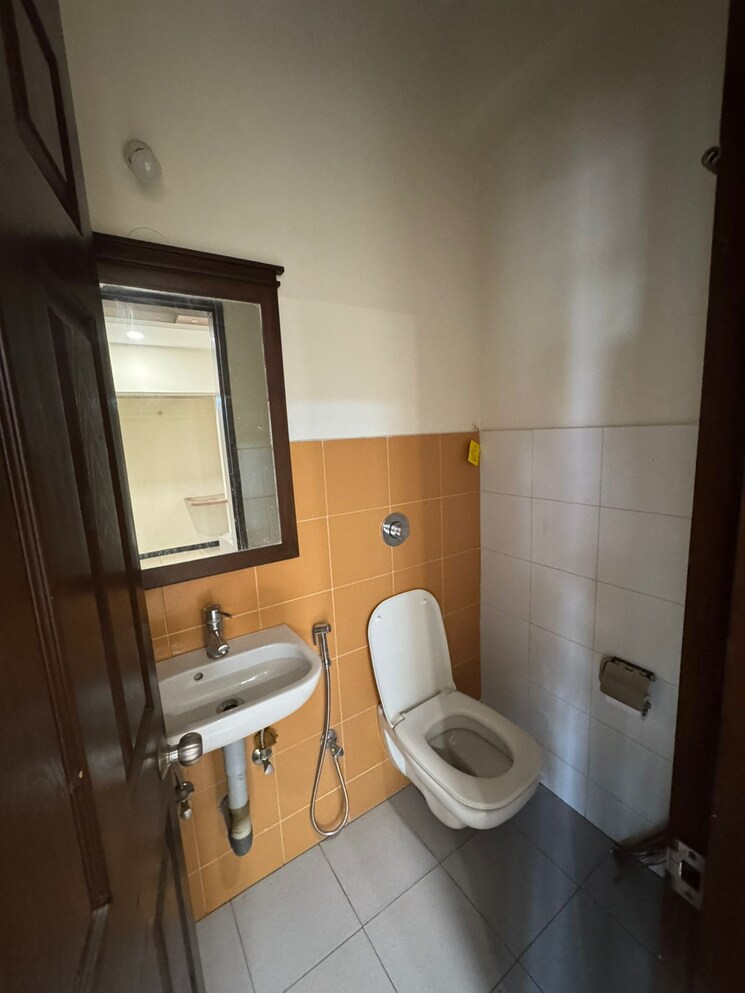 Master Bedroom, benaka-towers 3 Bedroom 1800 Sq.Ft. Apartment In Kodihalli Bangalore 8917594