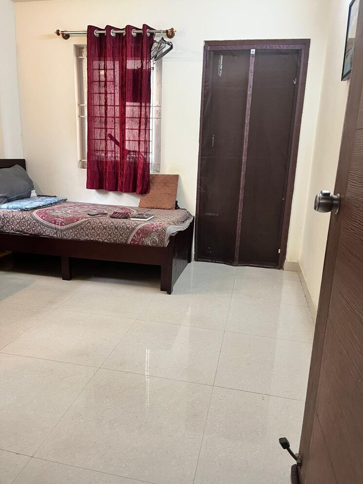Bedroom, golden-gate-golden-days 3 Bedroom 1400 Sq.Ft. Apartment In Kasavanahalli Bangalore 8917603