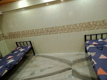 Room in  Pg at Jambli Naka – for Rent
