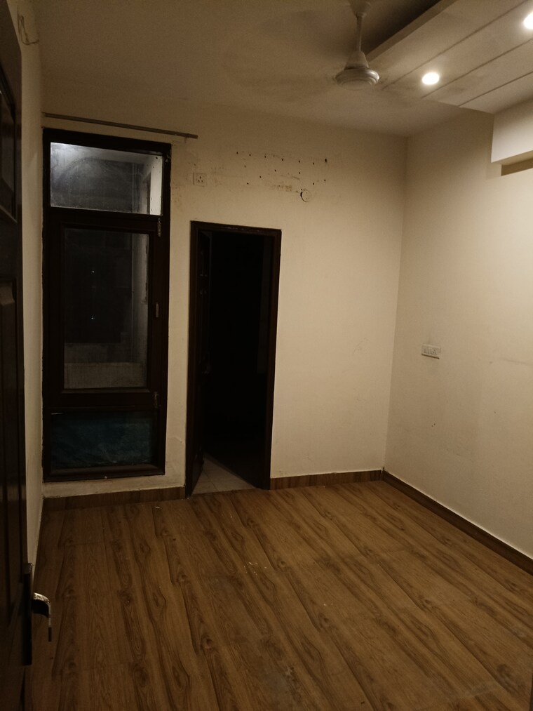 Room, guru-nanak-enclave 3 Bedroom 1000 Sq.Ft. Builder Floor In Dhakoli Zirakpur 8917616