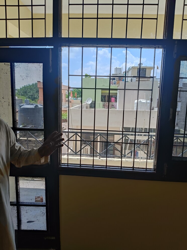 Kitchen, raglan-gulmohar-trends 3 Bedroom 1100 Sq.Ft. Builder Floor In Dhakoli Zirakpur 8917618