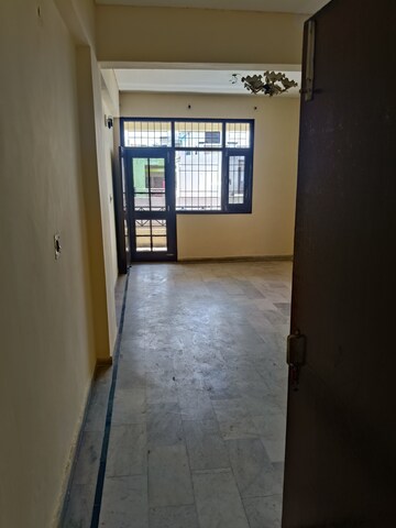 Room in 3 BHK Builder Floor at Raglan Gulmohar Trends, Dhakoli – for Rent