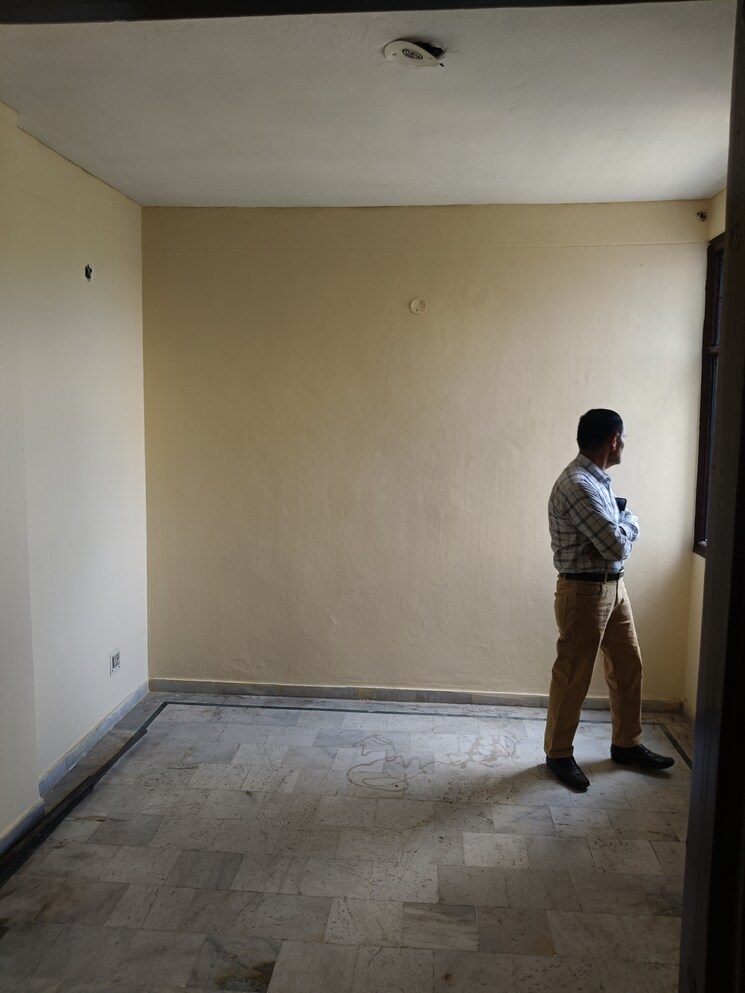 Room, raglan-gulmohar-trends 3 Bedroom 1100 Sq.Ft. Builder Floor In Dhakoli Zirakpur 8917618